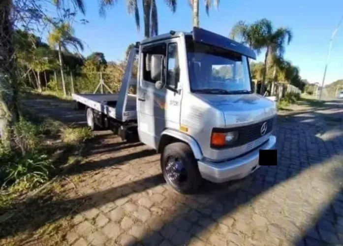 MB 710 plus guincho 2012