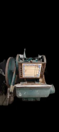 Máquina corte e vinco