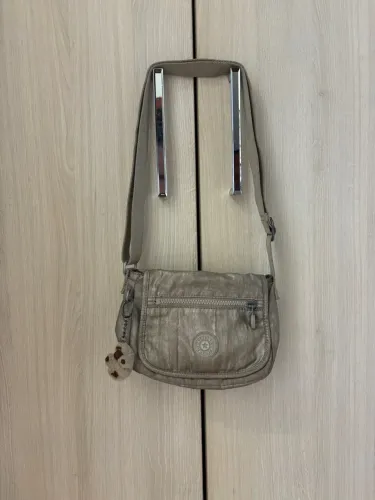 Bolsa Kipling metalizada 