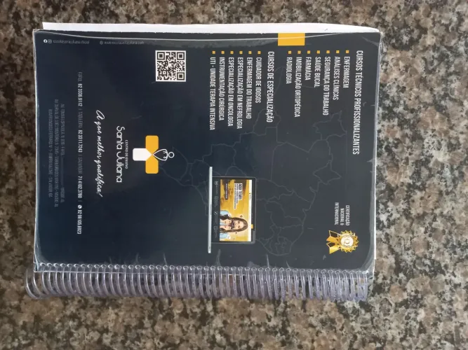 Livro Santa Juliana - Cursos Técnicos e Especialização
