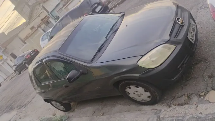 Celta 2010 / 4 portas GNV