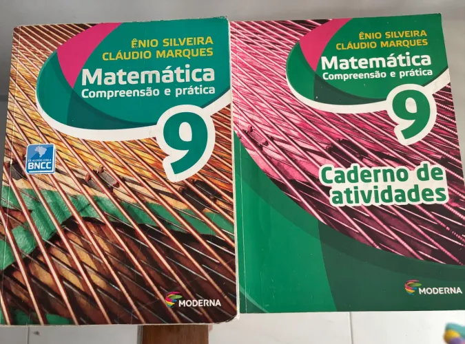 Livros didáticos