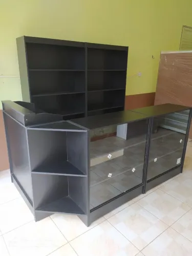 KIT LOJA BALCÃO VITRINE PRETO E ESTANTE PRATELEIRA - NOVO - ENTREGA RÁPIDA