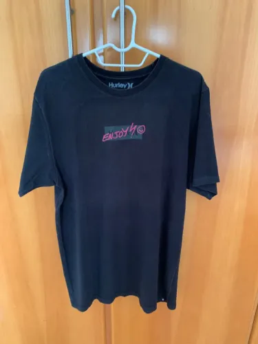 Camiseta hurley preta