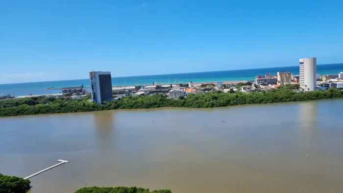 Apartamento andar alto , 170 m² com 4 quartos na Rua da Aurora - Recife - Pernambuco