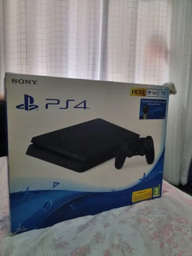 PS4 Slim 1 TB
