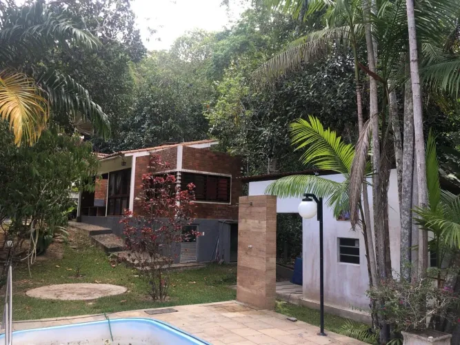 Compre ótima casa em aldeia 3 quartos sendo 1 suíte com closet 