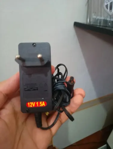 fonte 12v 1.5A