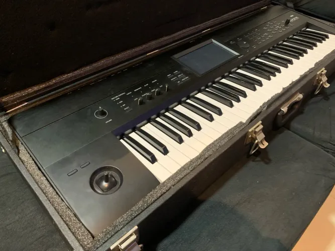 Korg Krome workstation 61