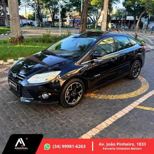 Ford Focus Sed. TI/TI Plus 2.0 16V Flex Aut. - 2014/2015