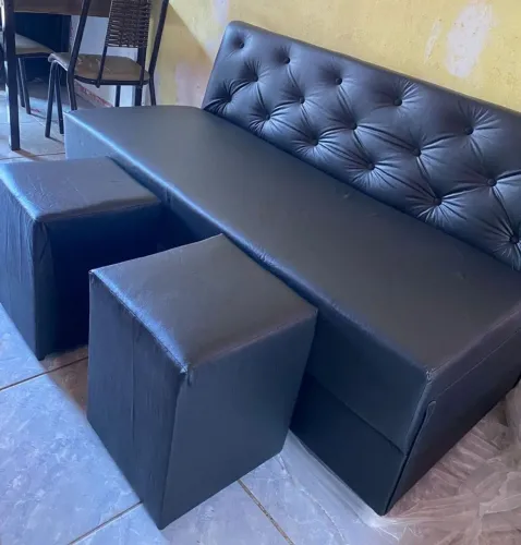 Poltrona Sofa Booth Capitone Costurado Couro Preto