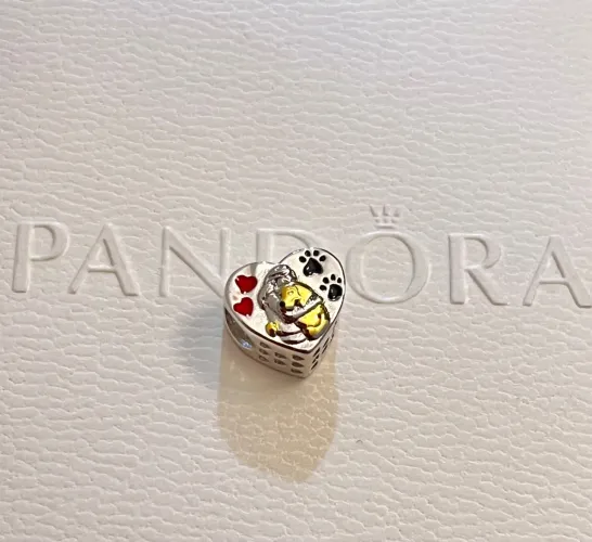 Berloque Pandora Leão e Coração