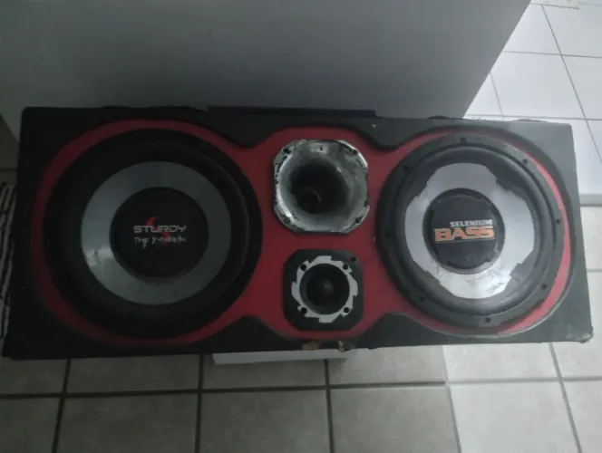 Som automotivo com módulo