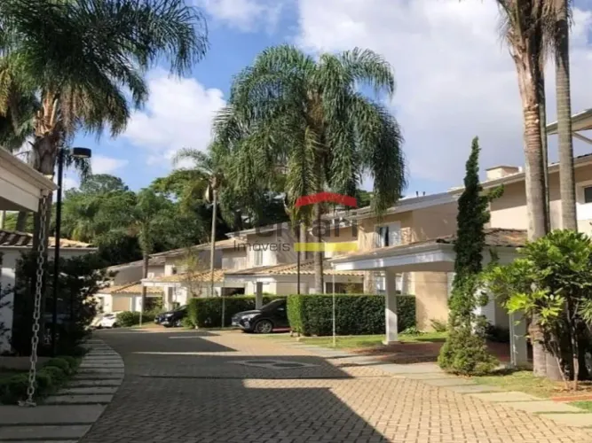 Casa em Condomínio Fechado na Serra da Cantareira ? Conforto, Segurança e Contato com a Na