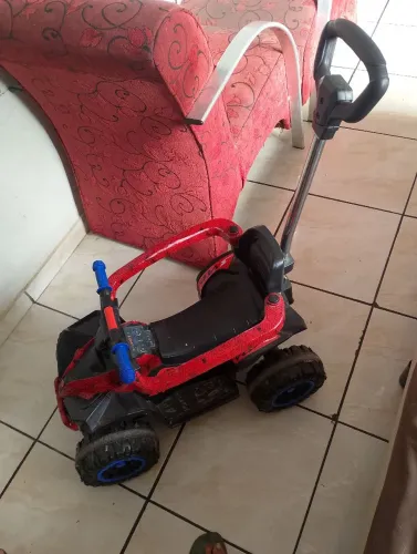 Carrinho em estado de novo
