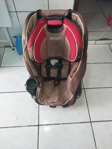 CADEIRINHA  PARA CARRO 