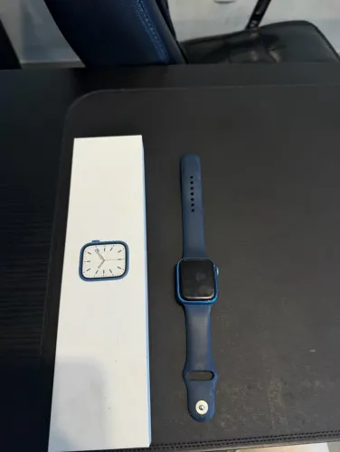 Apple Watch série 7 abyss blue