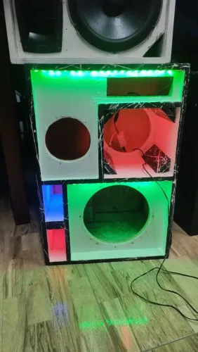Caixa bob vazia grave 10"edio 8" com led