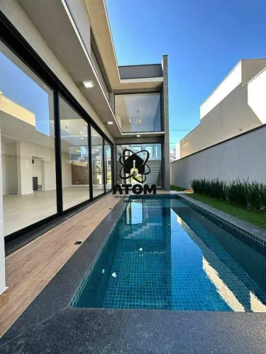 Casa em condomínio à Venda em Taubaté - SP