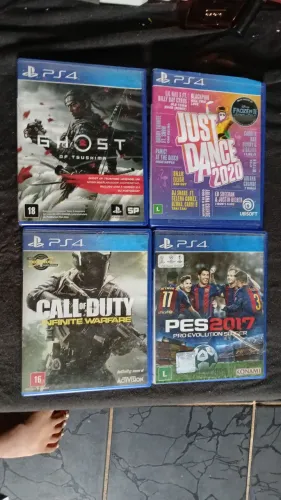 4 jogos de ps4 por 222R$