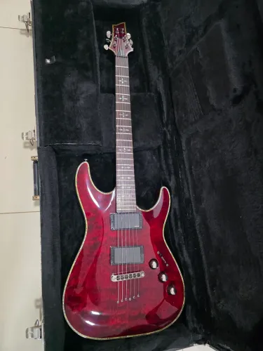 Guitarra Schecter Hellraiser C1 EMG 81 85