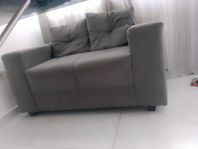 Sofá dois lugares 