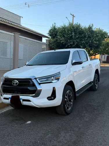 Toyota Hilux CD SRV 4X4 2.8 TDI Diesel Aut. 2022