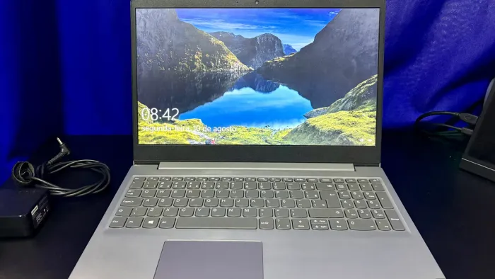 Notebook Lenovo IdeaPad S145 | Core i5 8ª Gen | 8GB RAM | SSD 256GB + HD 1TB
