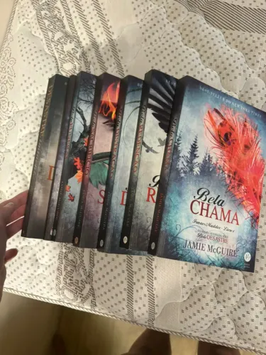 Coleção Jamie McGuire - Série Beautiful (7 livros)