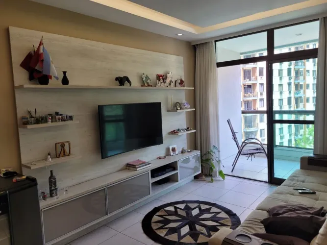 Apartamento à venda na Rua Noronha Torrezão, Santa Rosa, Niterói - RJ