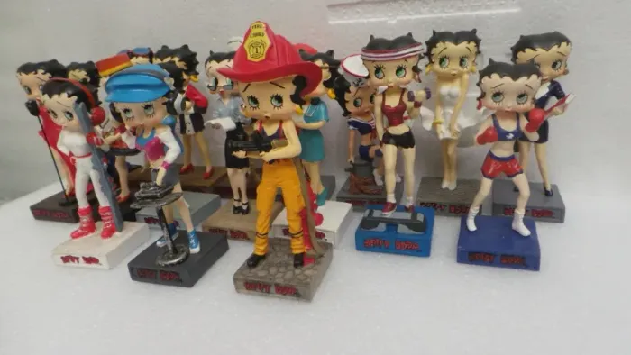 BETTY BOOP ED SLAVAT COMPLETE SUA COLEÇÃO!! VALOR REFERE-SE A 1 BETTY BOOP
