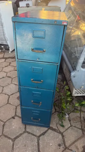 Vendo dois arquivos de escritório