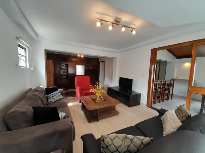 Apartamento para alugar na Bela Vista com 200 m² e 2 dormitórios/quartos disponíveis.