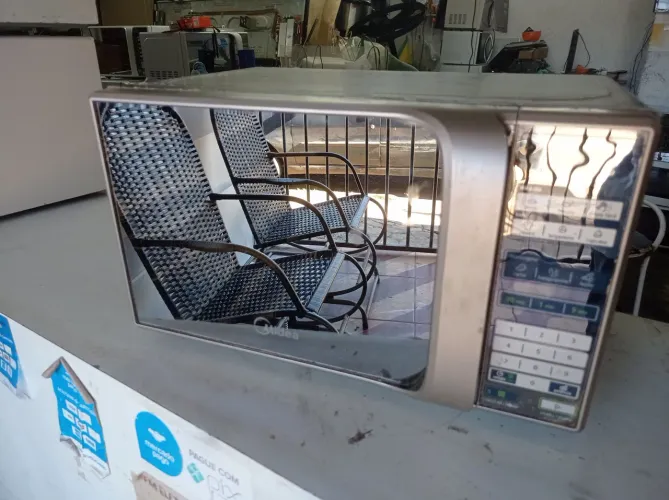 Microondas midea cinza espelhado 20 litros