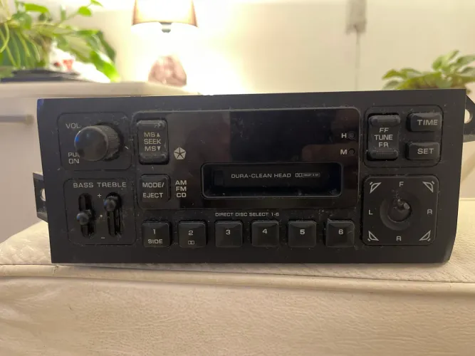 Rádio Original Chrysler Stratus/Cherokee/Caravan