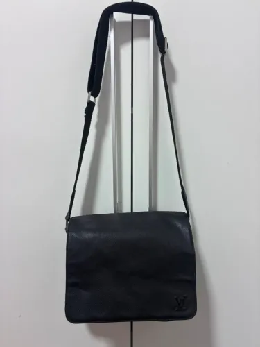 Bolsa LV masculina