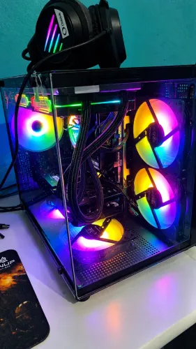 PC GAMER NA CAIXA! TUDO NA DESCRIÇÃO (LEIA)