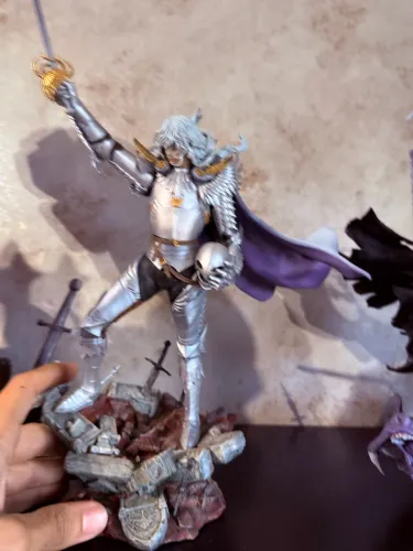 Estátuas Berserk 1/8 e 1/6 em resina 3D alta qualidade