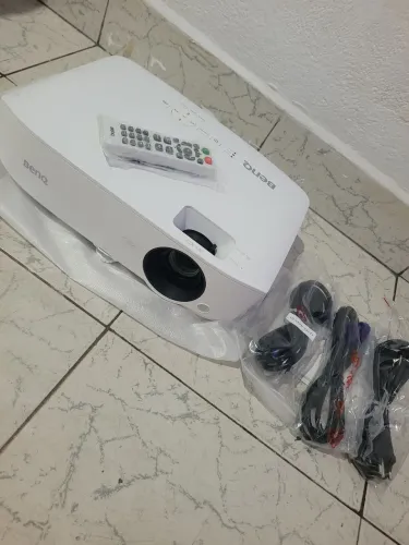 Projetor BenQ DLP Duplo HDMI (Novo na Caixa / Lacrado)