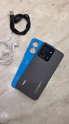 XIAOMI redmi 13C biometria conservado 