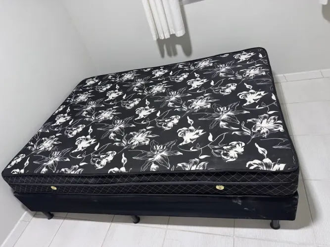 Dois cama casal bem novo pouco tempo de uso