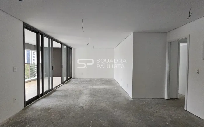 Apartamento com 146 m², 3 quartos sendo 3 suítes à venda no bairro Vila Nova Conceição.
