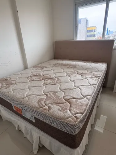 Cama box com cabeceira- estado de nova, usada apenas 2 meses 