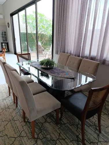 Mesa de jantar alto padrão luxo 6 ou 8 lugares