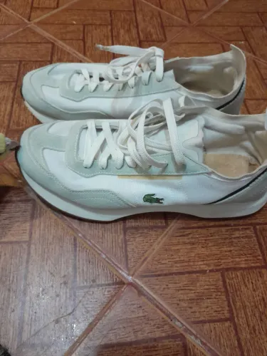 Tênis Lacoste 40