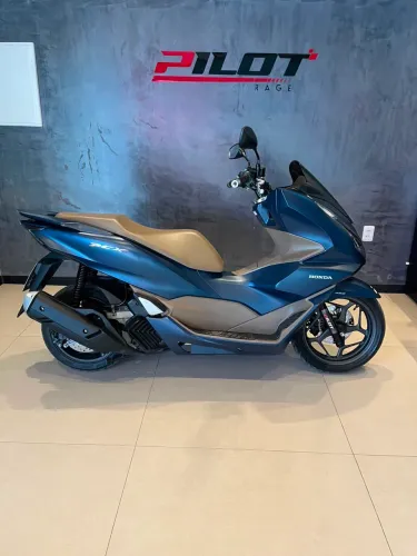 HONDA PCX 160 DLX 2024
