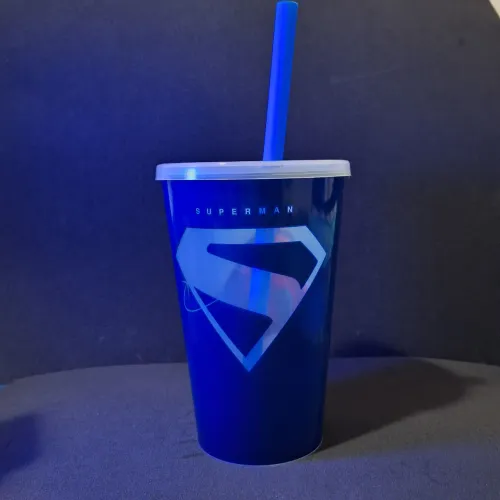 Copo Oficial UCI Cinemas Filme Superman 2025 - Novo 750ml