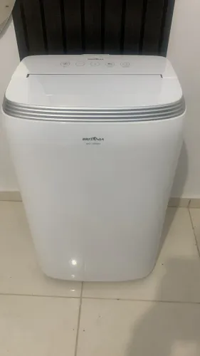 Ar condicionado portátil 11000btus Britânia 