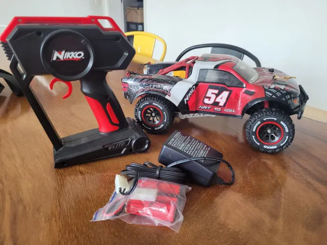 Carro Controle Remoto 4x4