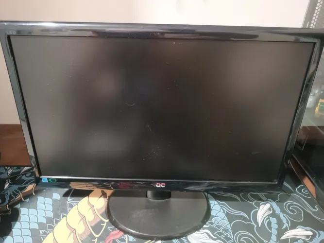 Monitor AOC